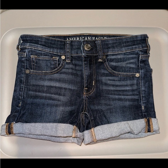 American Eagle Midi Jean Shorts Size 2 - Picture 1 of 2
